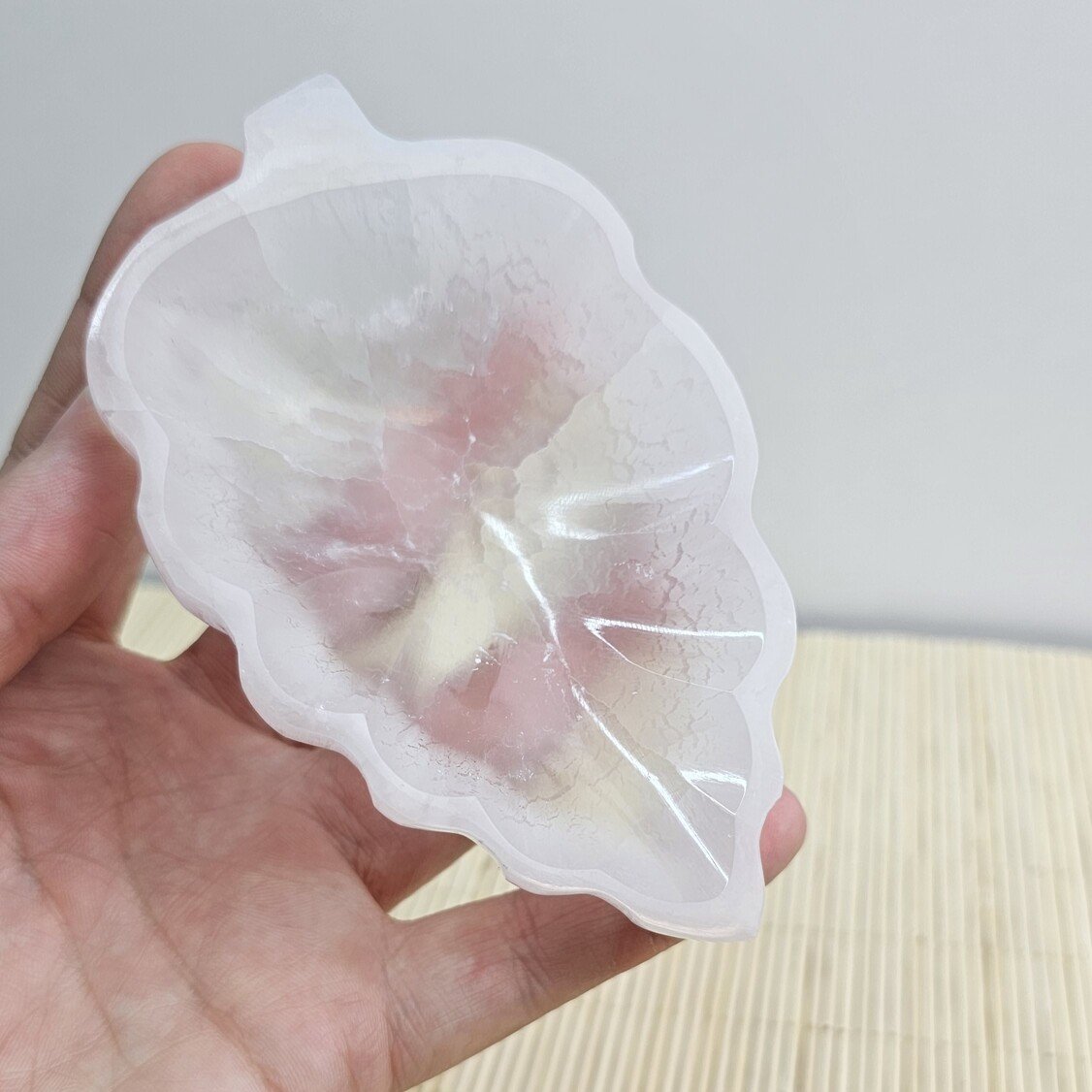 Selenite Leaf Bowl Special 12 cm