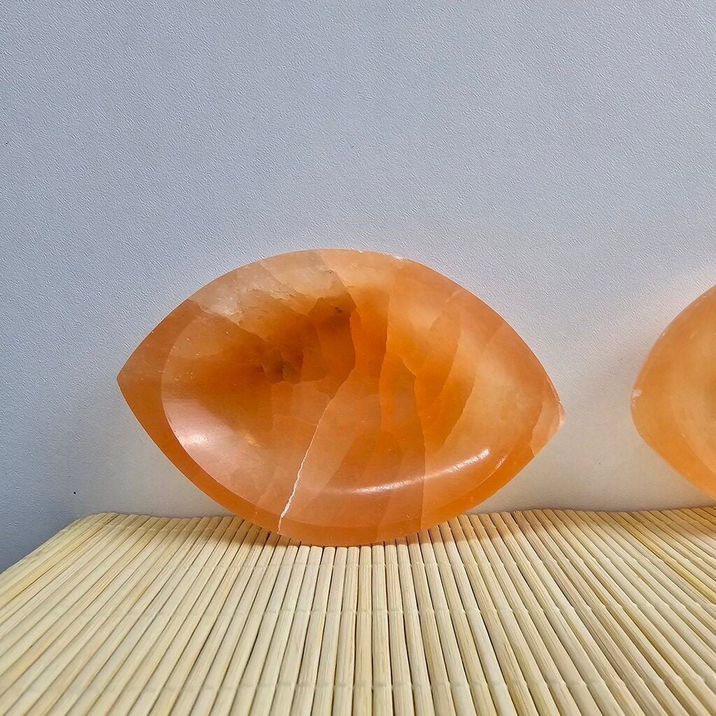 Handmade Peach Selenite Eye/Oval Bowl 10 cm