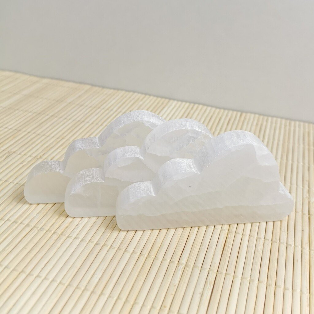 Selenite Cloud Plate 8 cm
