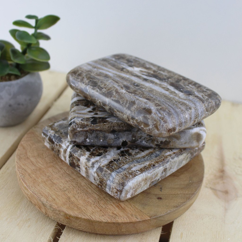 Aragonite Plate M
