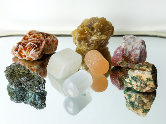 Moroccan Minerals Treasure Mix Box | +1 Mystery Raw Mineral