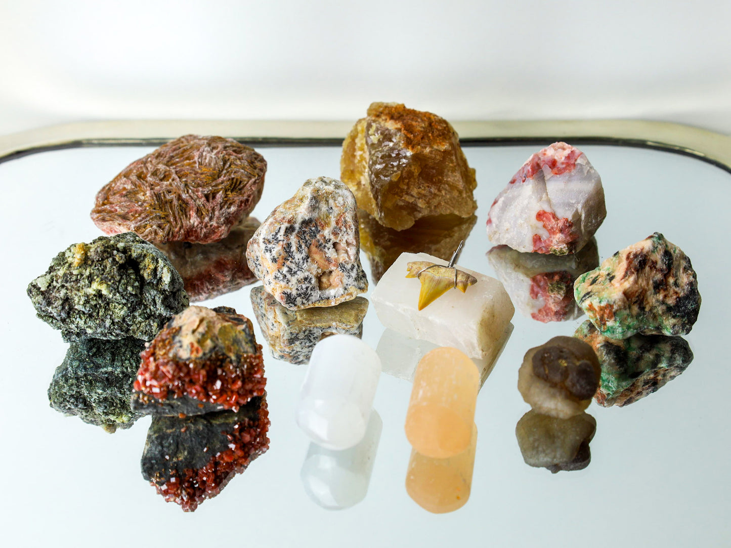 Moroccan Minerals Treasure Mix Box | +1 Mystery Raw Mineral
