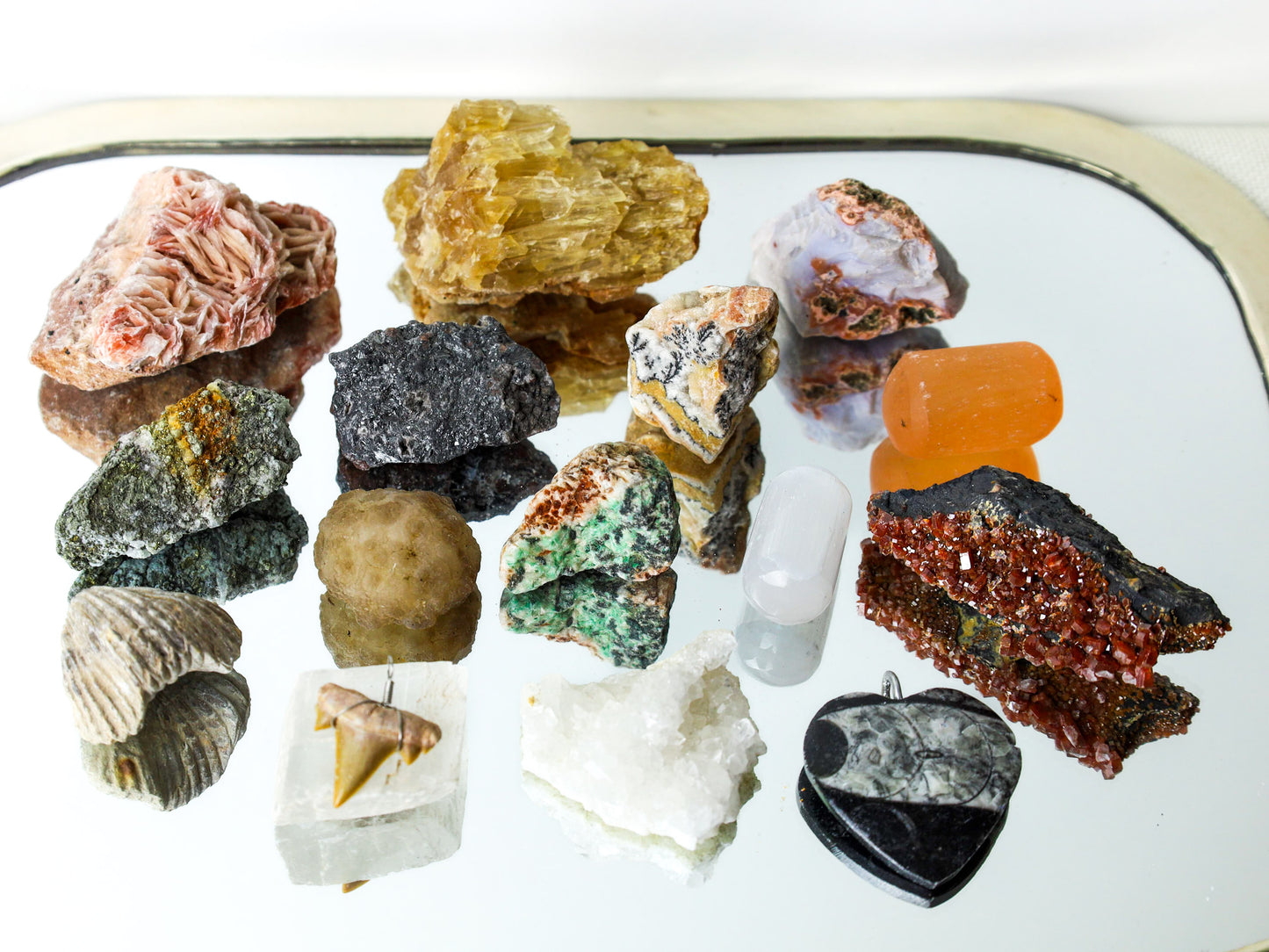 Moroccan Minerals Treasure Mix Box | +1 Mystery Raw Mineral