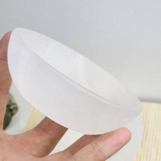 Selenite Bowl Round Matte 10 cm