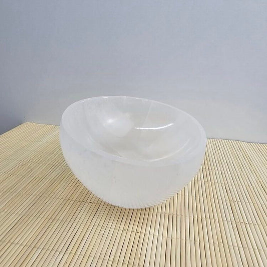 Selenite Bowl "Bean Bag" 12 cm