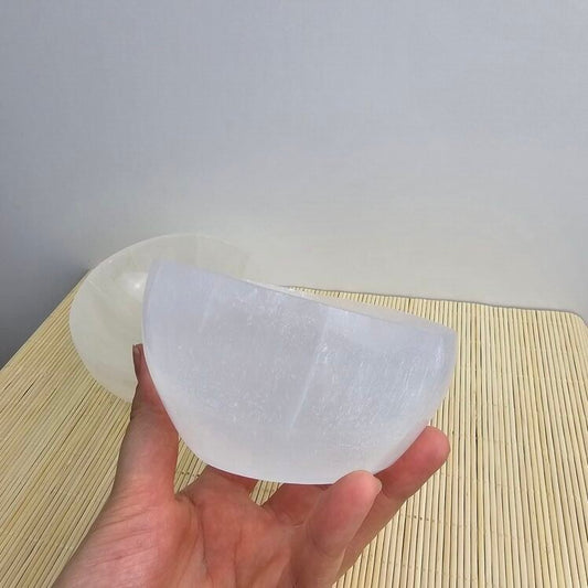 Selenite Bowl "Bean Bag" 12 cm