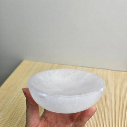 Selenite Round Bowl Shiny 12 cm