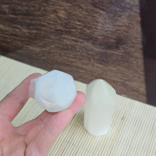 Selenite Heptagon Tower 10 cm