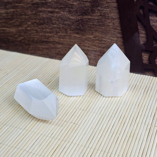 Selenite Hexagon Tower 6 cm