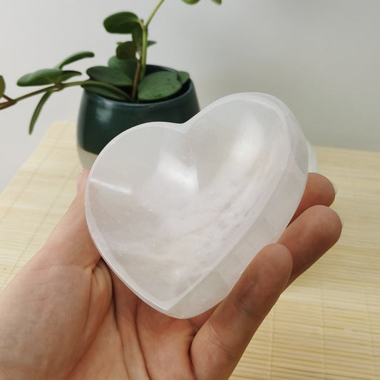 Selenite Heart Bowl Shiny 10 cm
