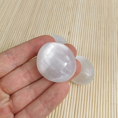 Selenite Palm Stone 4 cm